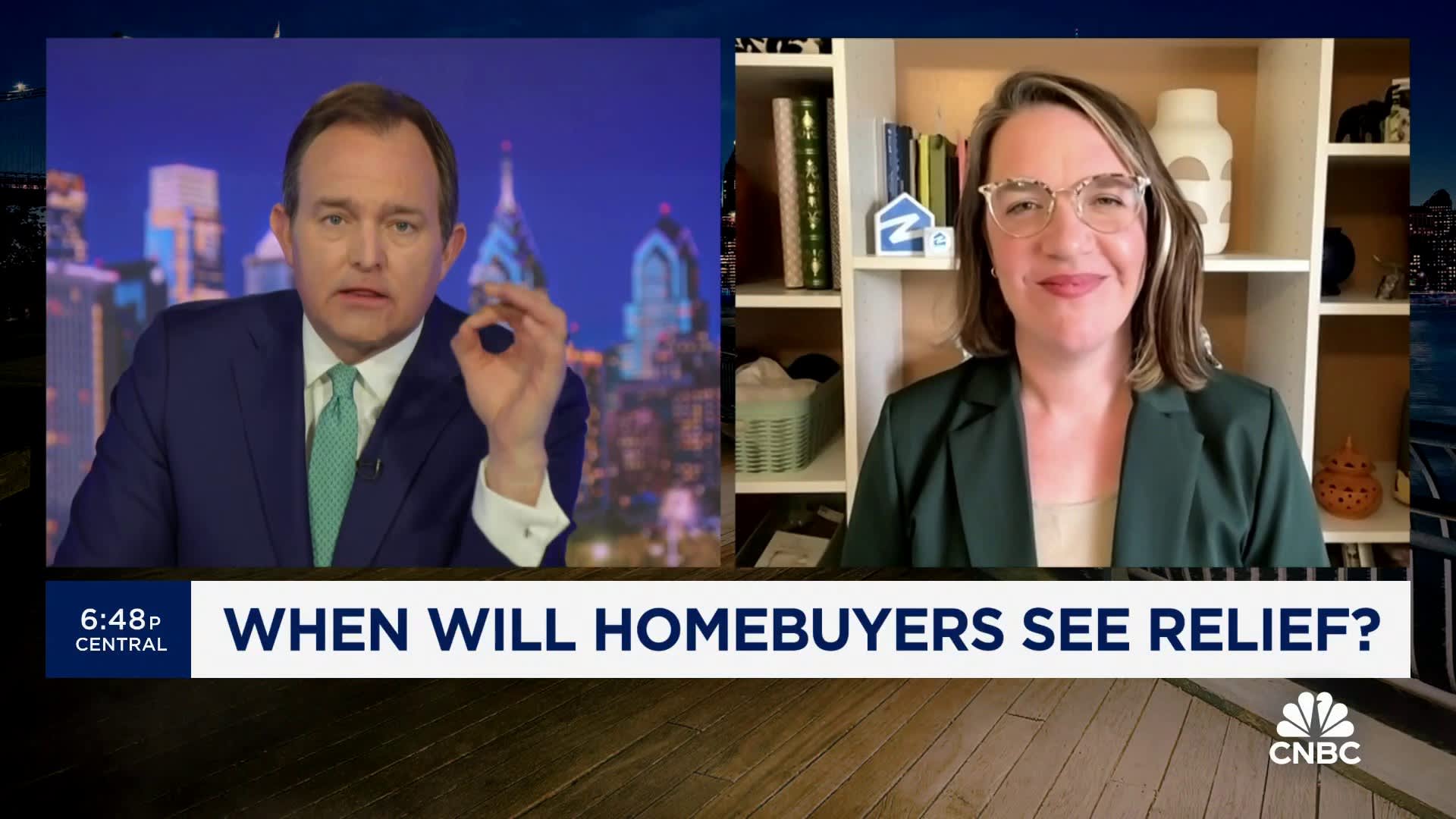 El economista jefe de Zillow habla de que las tasas hipotecarias y los precios de las viviendas aumentan simultáneamente