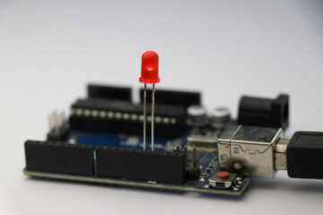 Arduino נגד Raspberry Pi: מה ההבדל?
