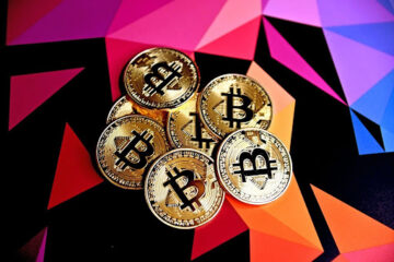 BlockDAG fejrer CoinMarketCap-notering på Piccadilly Circus med en prognose på $30 midt i skift i Toncoin og US Bitcoin ETF-nedgange | Live Bitcoin nyheder