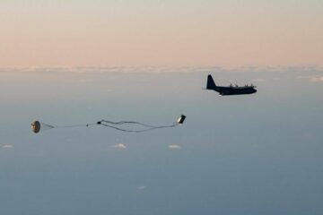Tensão orçamentária pausa projeto anfíbio MC-130J para forças especiais
