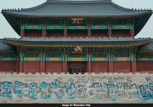 ‘Mastermind’ Arrested After Pirate Site ‘Ads’ Were Painted on 630-Yr-Old Palace