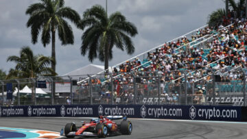 Max Verstappen ยังคงครองตำแหน่ง Miami Grand Prix ต่อไปโดยมีโพลในรอบคัดเลือก
