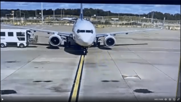 A Ryanair járatát Palma de Mallorcába terelték az utasok megzavarása után: a személyzet rendőri segítséget kér