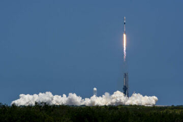Starlink vola: l'internet satellitare di SpaceX sorprende gli analisti con una proiezione di entrate di 6.6 miliardi di dollari