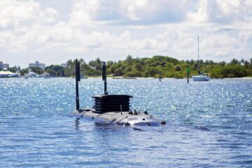 潜艇延误促使海豹突击队寻找新的水下方法