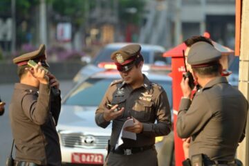 थाई पुलिस ने अवैध ऑनलाइन जुआ साइटों के लिए महिलाओं का भंडाफोड़ किया