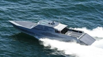 US Navy SEALs willen dat hun CCM-boten rondhangende munitie en surveillance drones lanceren