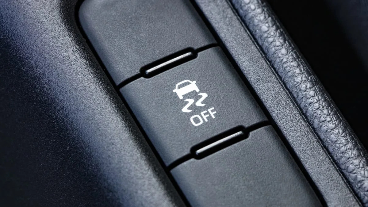 What is traction control? How it works, why it matters - Autoblog